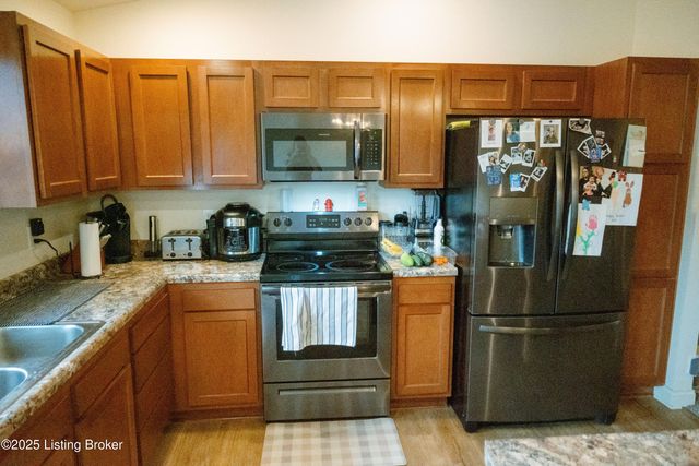 309 River Cliff Blvd, Brandenburg, KY 40108