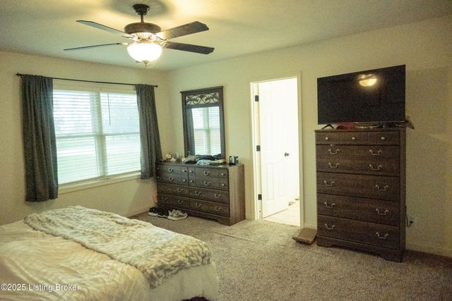 309 River Cliff Blvd, Brandenburg, KY 40108