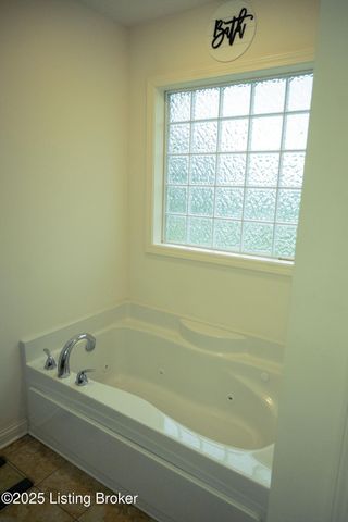 309 River Cliff Blvd, Brandenburg, KY 40108