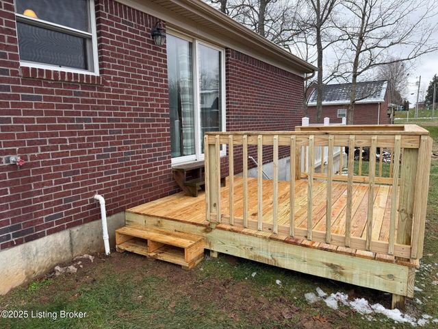 309 River Cliff Blvd, Brandenburg, KY 40108