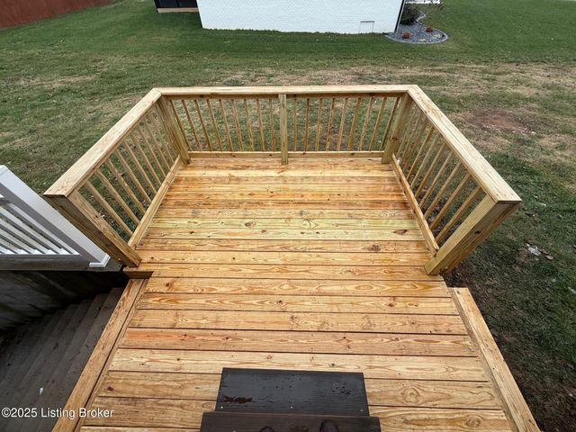 309 River Cliff Blvd, Brandenburg, KY 40108