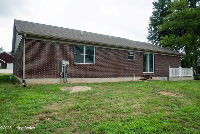 309 River Cliff Blvd, Brandenburg, KY 40108