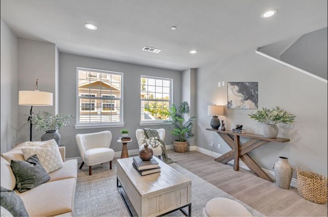 803 Maybeck Place, Hayward, CA 94544
