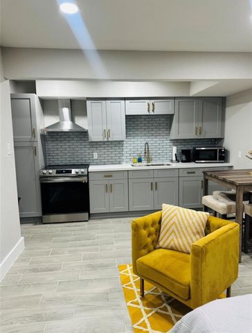 8005 Bowen Street 5, Houston, TX 77051