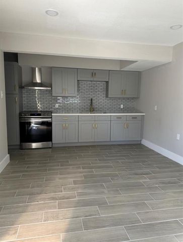 8005 Bowen Street 5, Houston, TX 77051