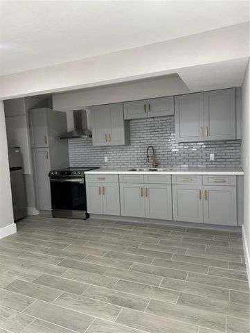 8005 Bowen Street 5, Houston, TX 77051