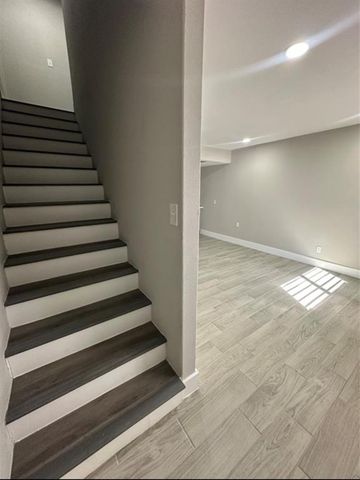 8005 Bowen Street 5, Houston, TX 77051