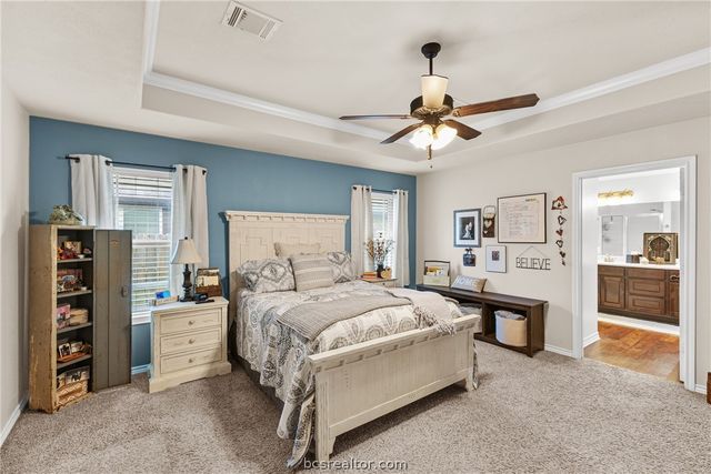 915 Dove Run Trail, College Station, TX 77845