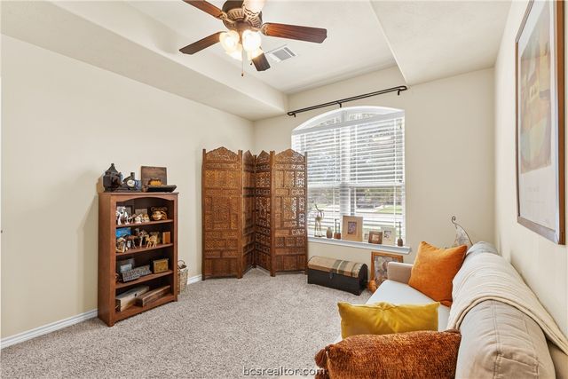 915 Dove Run Trail, College Station, TX 77845