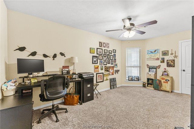 915 Dove Run Trail, College Station, TX 77845
