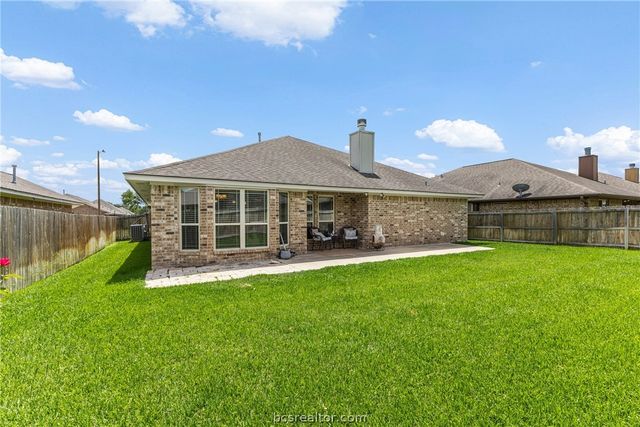915 Dove Run Trail, College Station, TX 77845