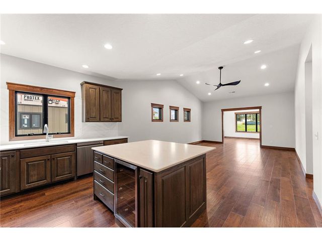 1077 Legend Lane, River Falls, WI 54022