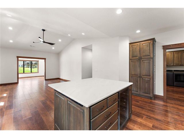 1077 Legend Lane, River Falls, WI 54022