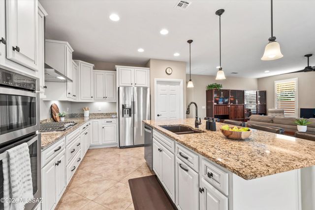 7032 Cape Final Trail, Marana, AZ 85658