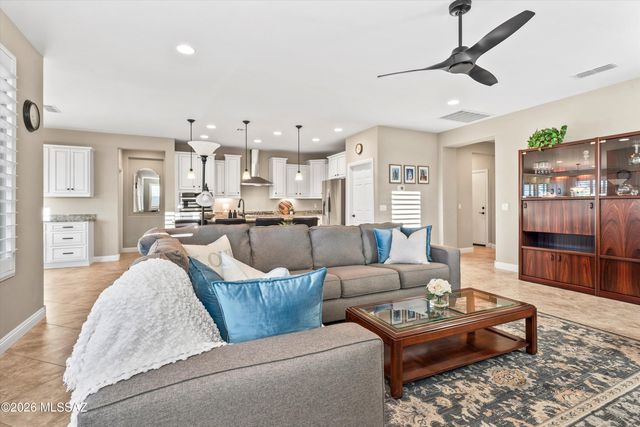 7032 Cape Final Trail, Marana, AZ 85658