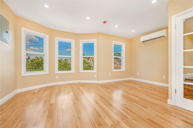 10535 135th Street, Richmond Hill S., NY 11419