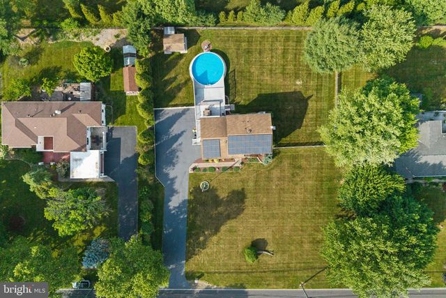 146 HANKINS RD, Hightstown, NJ 08520