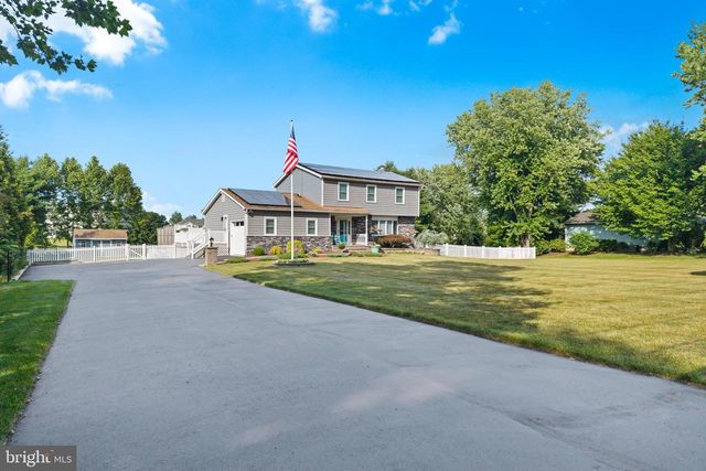 146 HANKINS RD, Hightstown, NJ 08520