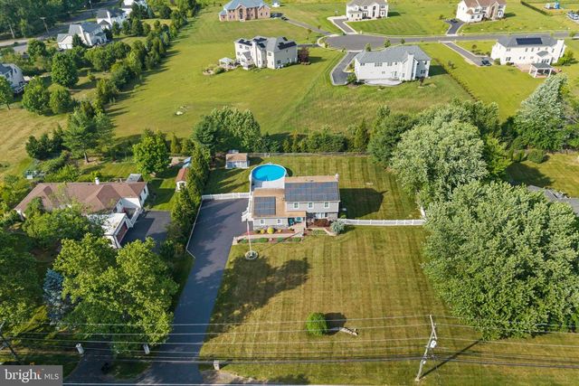 146 HANKINS RD, Hightstown, NJ 08520