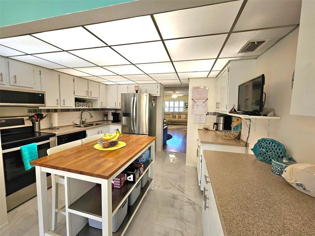 315 30TH AVENUE W B307, Bradenton, FL 34205