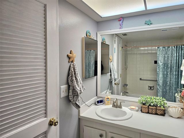 315 30TH AVENUE W B307, Bradenton, FL 34205