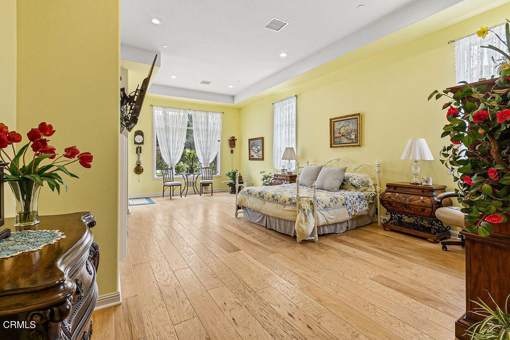 Image 41 of property listing at 7274 Hightop Street, Moorpark, CA 93021