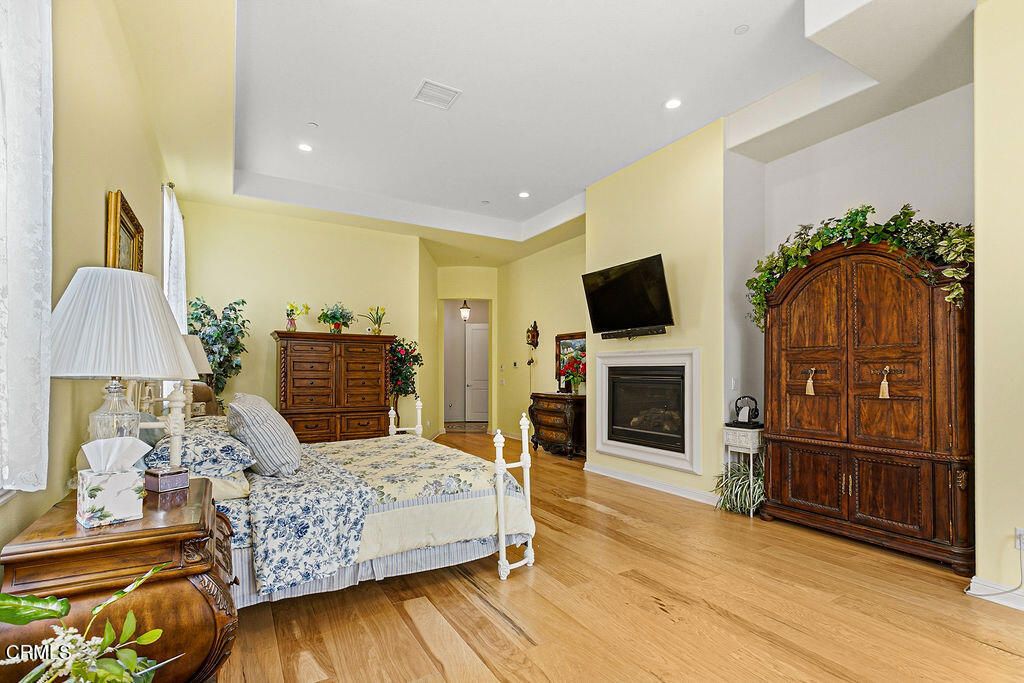 Image 44 of property listing at 7274 Hightop Street, Moorpark, CA 93021
