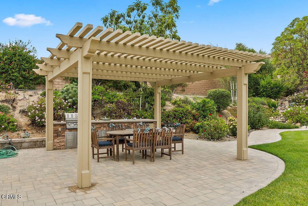 Image 68 of property listing at 7274 Hightop Street, Moorpark, CA 93021