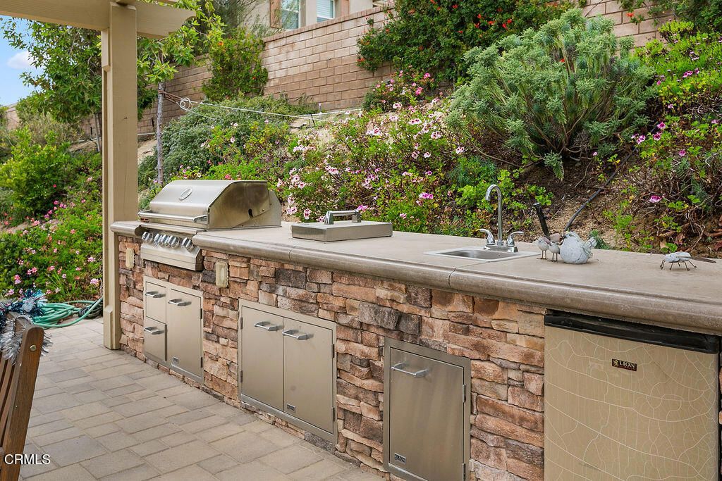 Image 70 of property listing at 7274 Hightop Street, Moorpark, CA 93021