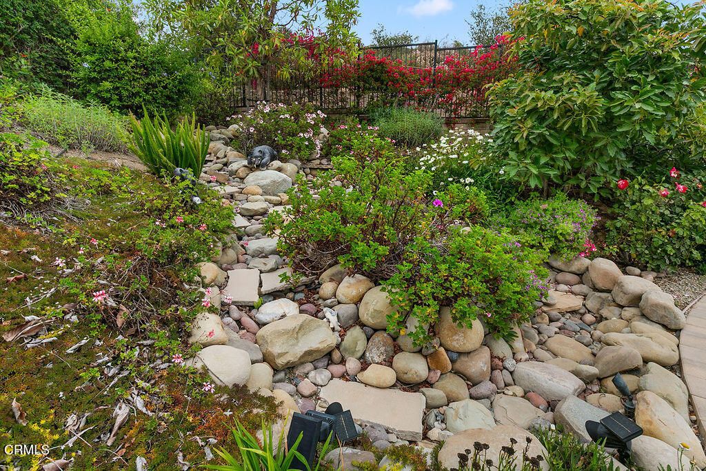 Image 71 of property listing at 7274 Hightop Street, Moorpark, CA 93021