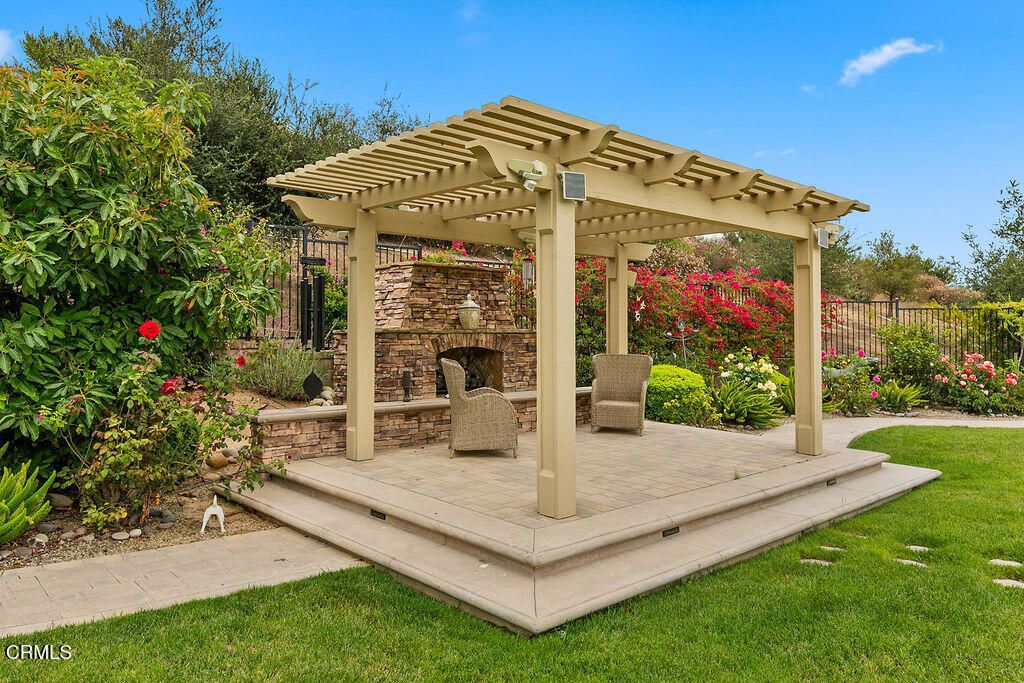 Image 73 of property listing at 7274 Hightop Street, Moorpark, CA 93021