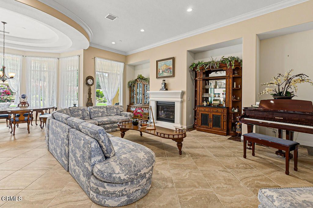 Image 9 of property listing at 7274 Hightop Street, Moorpark, CA 93021