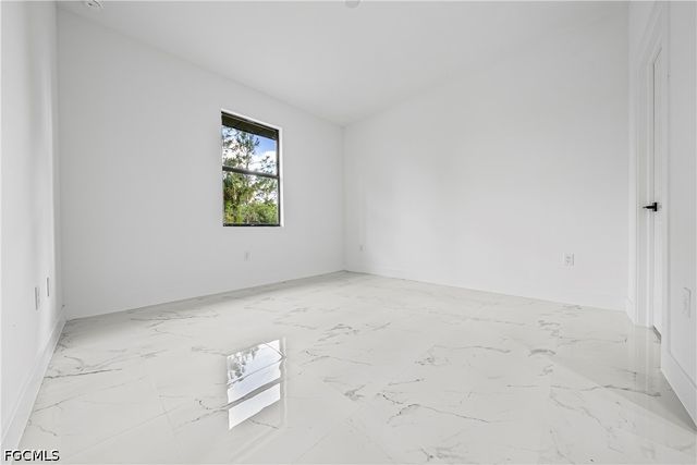 2509 52nd ST W, Lehigh Acres, FL 33971