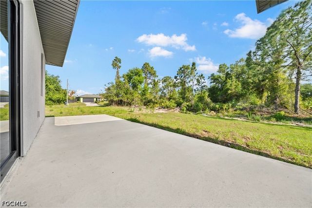 2509 52nd ST W, Lehigh Acres, FL 33971