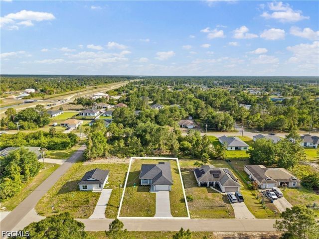2509 52nd ST W, Lehigh Acres, FL 33971