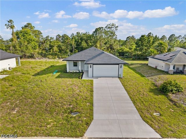 2509 52nd ST W, Lehigh Acres, FL 33971