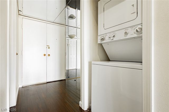 3111 Bel Air Drive 10C, Las Vegas, NV 89109