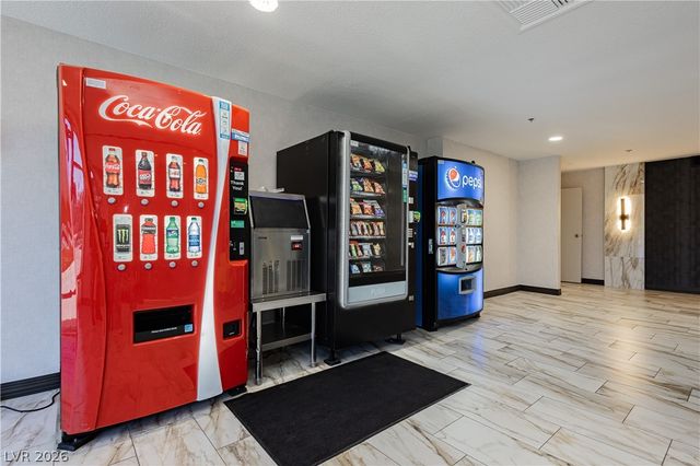 3111 Bel Air Drive 10C, Las Vegas, NV 89109