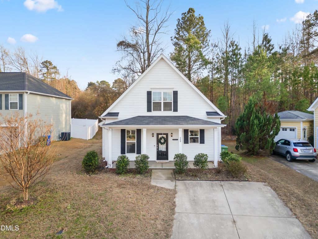 729 Leatherstone Lane, Fuquay Varina, NC 27526