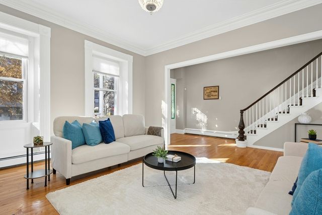 149a Bishop Allen Drive A, Cambridge, MA 02139