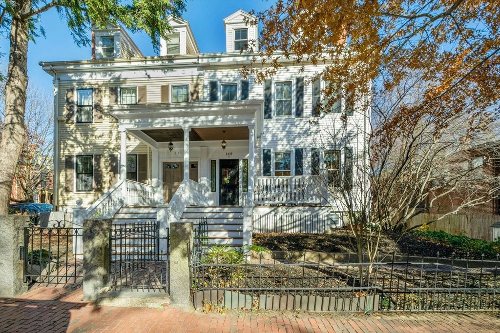 149a Bishop Allen Drive A, Cambridge, MA 02139