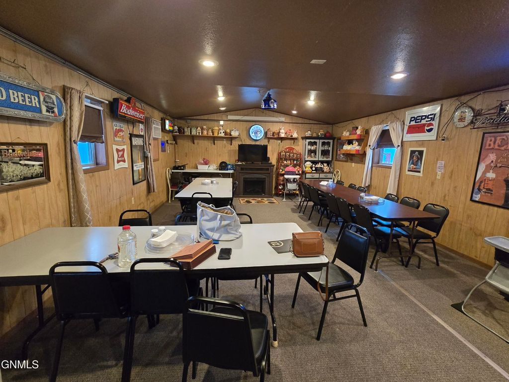 745 1/2 Sherman Street S, Leola, SD 57456 photo 19