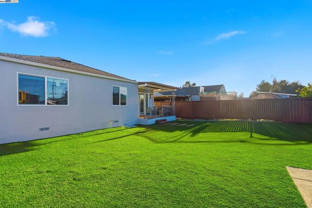 1699 Bandoni Ave, San Lorenzo, CA 94580
