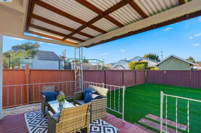 1699 Bandoni Ave, San Lorenzo, CA 94580