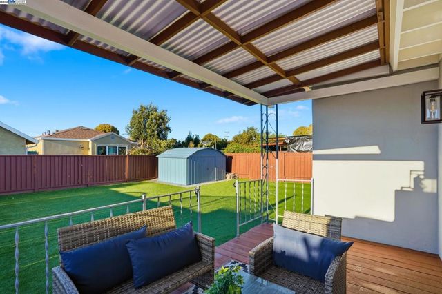 1699 Bandoni Ave, San Lorenzo, CA 94580