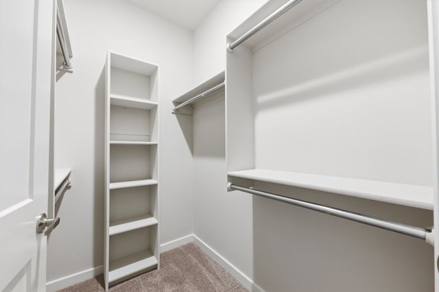 1606 N Topaz Ln, Mulvane, KS 67110