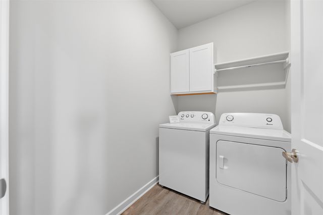1606 N Topaz Ln, Mulvane, KS 67110