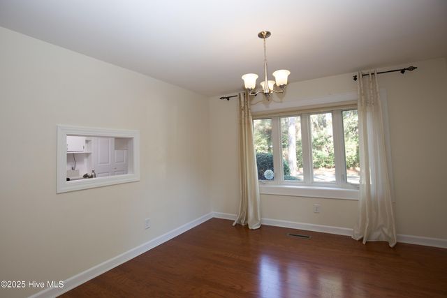 57 Village Green Circle, Southern Pines, NC 28387