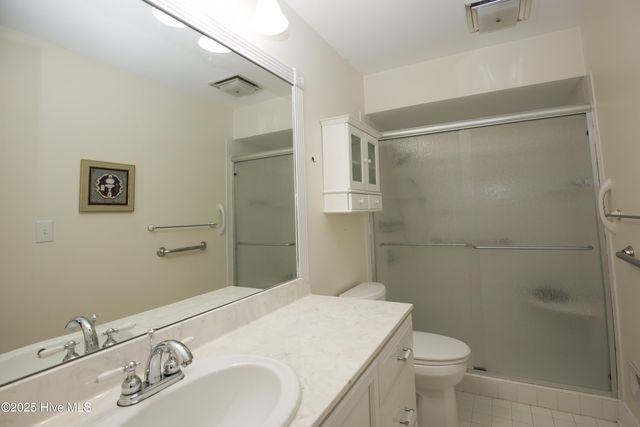 57 Village Green Circle, Southern Pines, NC 28387