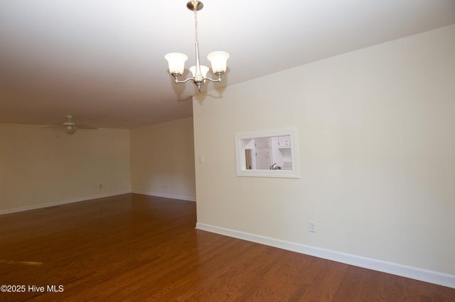 57 Village Green Circle, Southern Pines, NC 28387